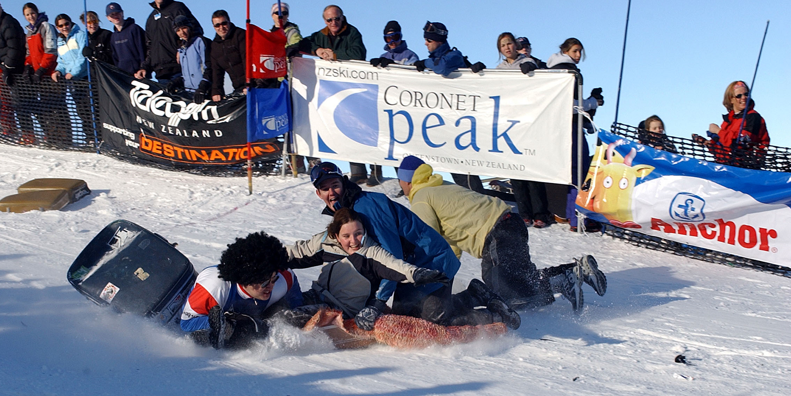 Snow Fest: Suitcase Race